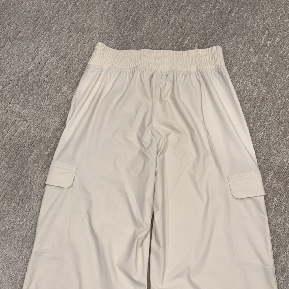 Old Navy pants - Picture 7 of 7